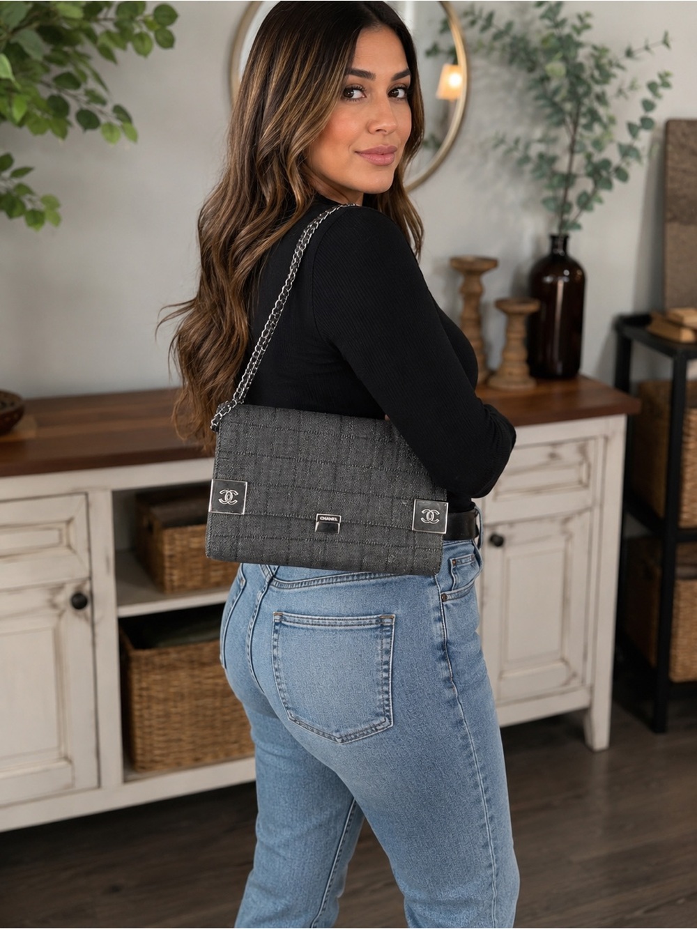 🖤 CHANEL Denim East West Chocolate Bar Handbag